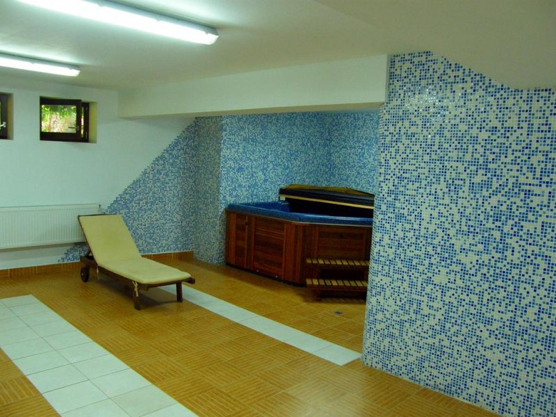 Хотел Център - Снимка 9