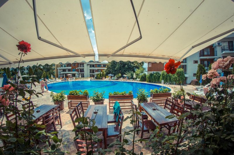 Апартхотел Месамбрия Форт Бийч - Снимка 9