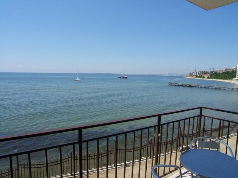 Апартхотел Месамбрия Форт Бийч - Снимка 9