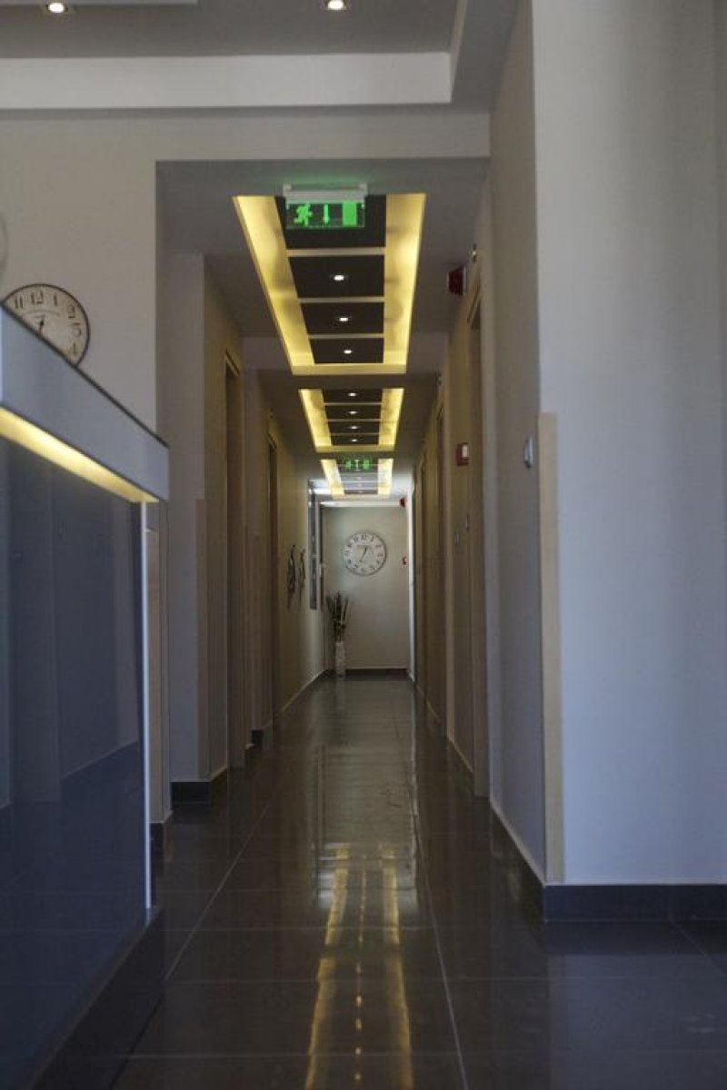 Amalthea Palace - Снимка 7