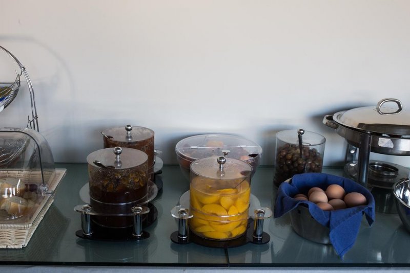 Amalthea Palace - Снимка 7