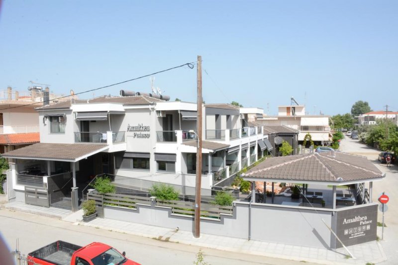 Amalthea Palace - Снимка 5
