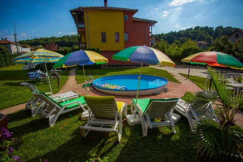 Къща за гости Ливадето - Снимка 2