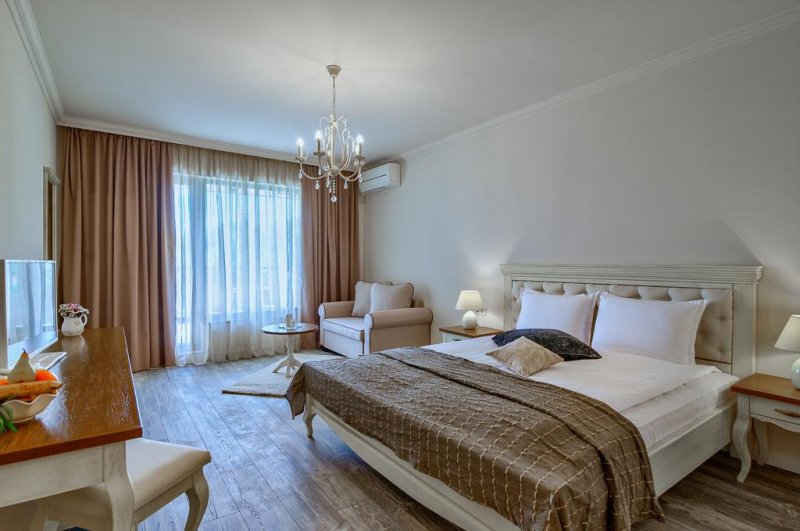 Хотел Съни Касъл - Снимка 1