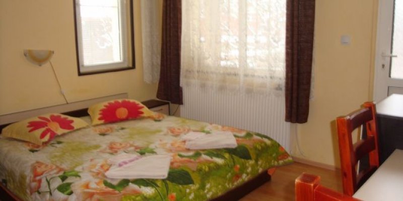 Къща Меги - Снимка 8