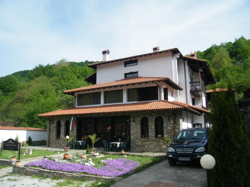 Семеен хотел Чифлик Хилс и СПА - Снимка 4