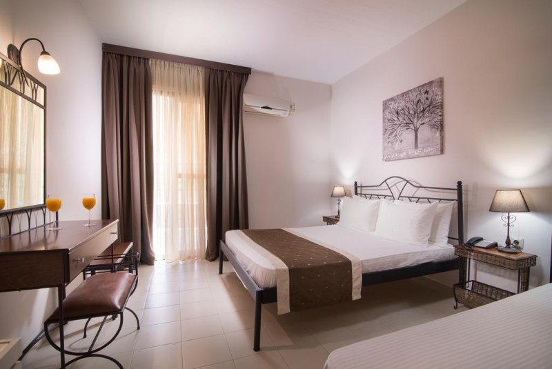 Rema Hotel - Снимка 1