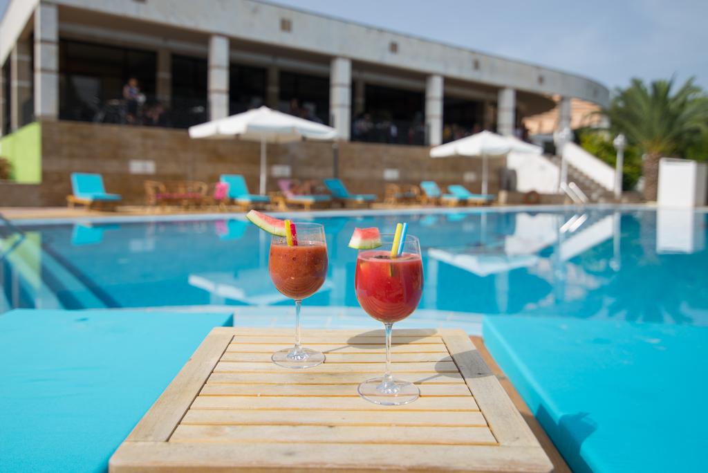 Майски празници: 3 нощувки със закуски в Rema Hotel 3*, Халкидики, Гърция! - Снимка 6