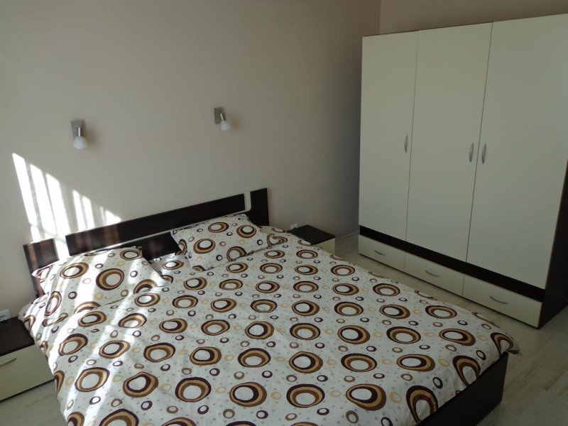 Вили Свети Николова - Снимка 2