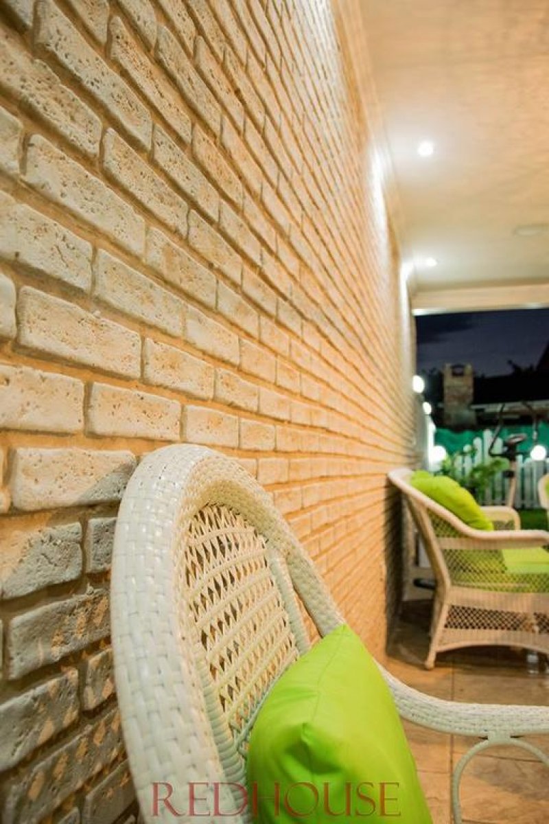 Семеен хотел Ред Хаус - Снимка 10