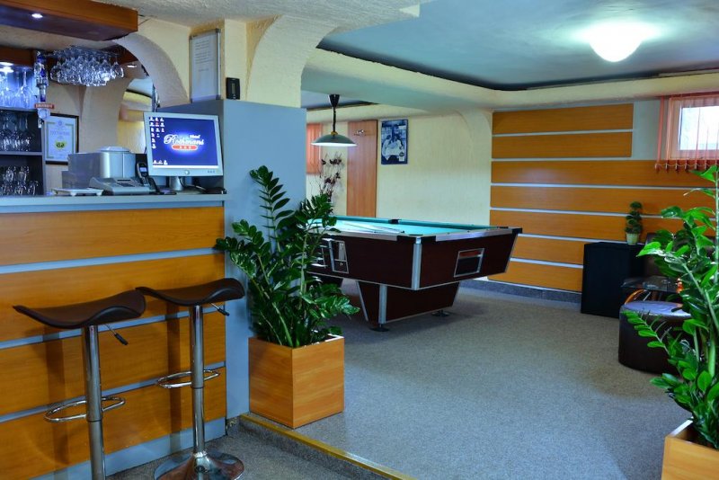 Хотел Ротманс - Снимка 1