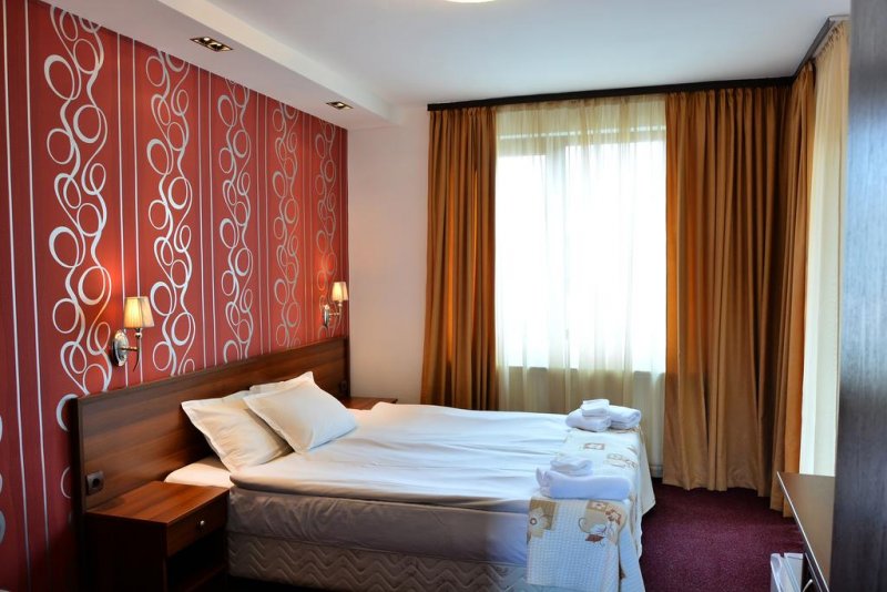 Хотел Ротманс - Снимка 2