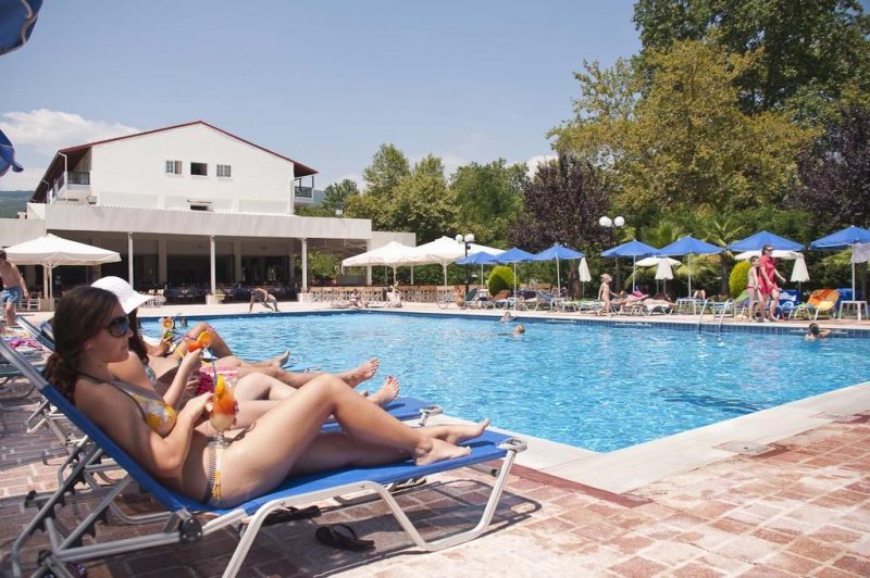 Sun Beach Hotel - Снимка 4