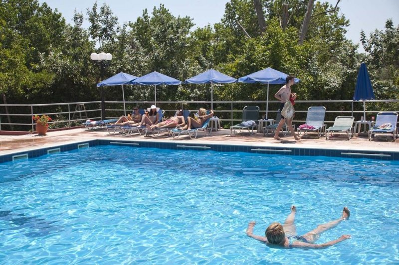 Sun Beach Hotel - Снимка 2