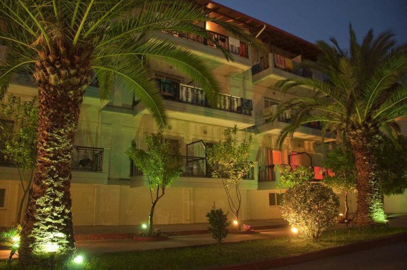 Sun Beach Hotel - Снимка 9