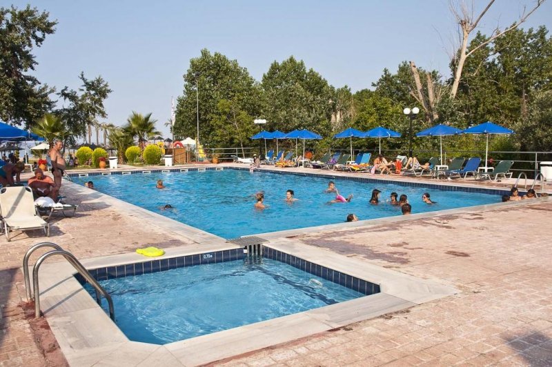 Sun Beach Hotel - Снимка 10