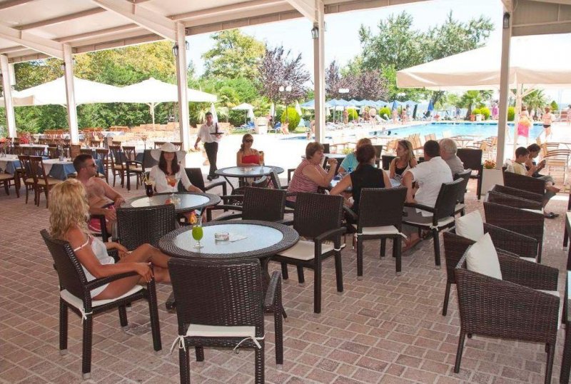 Sun Beach Hotel - Снимка 9