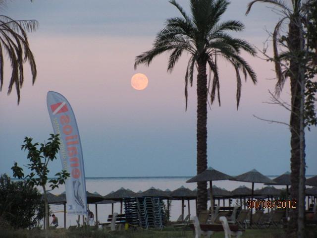 През Август: 5 нощувки със закуски и вечери в хотел Sun Beach Platamonas 3*, Олимпийска Ривиера, Гърция! Дете до 11.99г. - безплатно! - Снимка 32