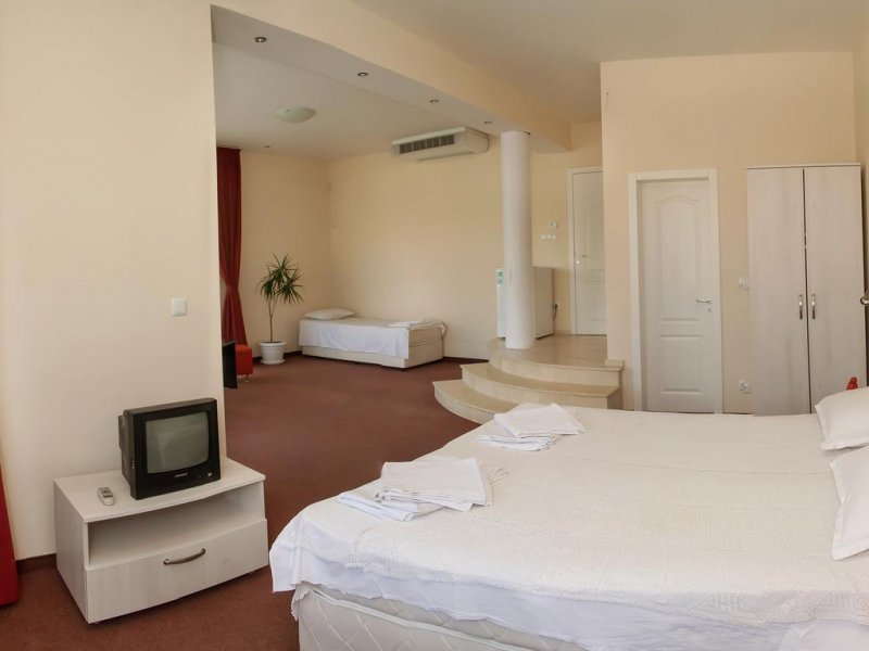 Комплекс Пика - Снимка 9