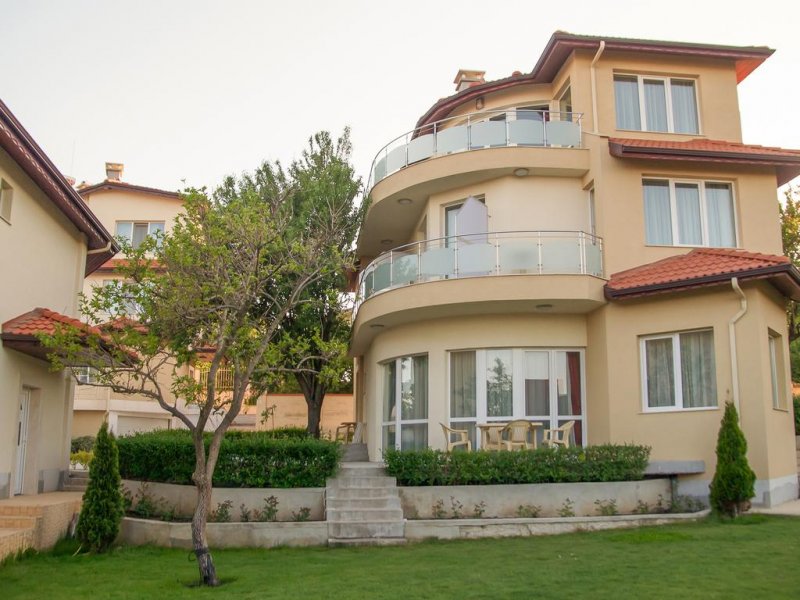 Комплекс Пика - Снимка 8