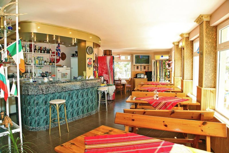 Къща за гости Бостън - Снимка 8