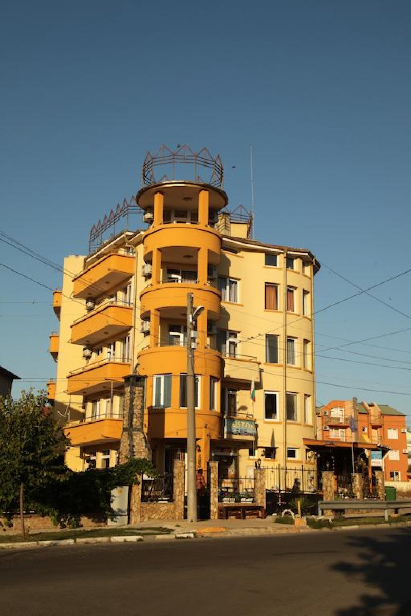 Къща за гости Бостън - Снимка 1