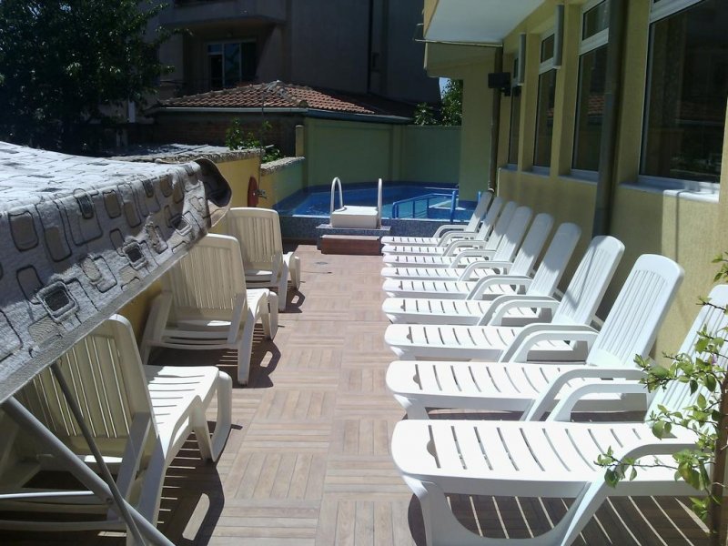 Къща за гости Бостън - Снимка 4