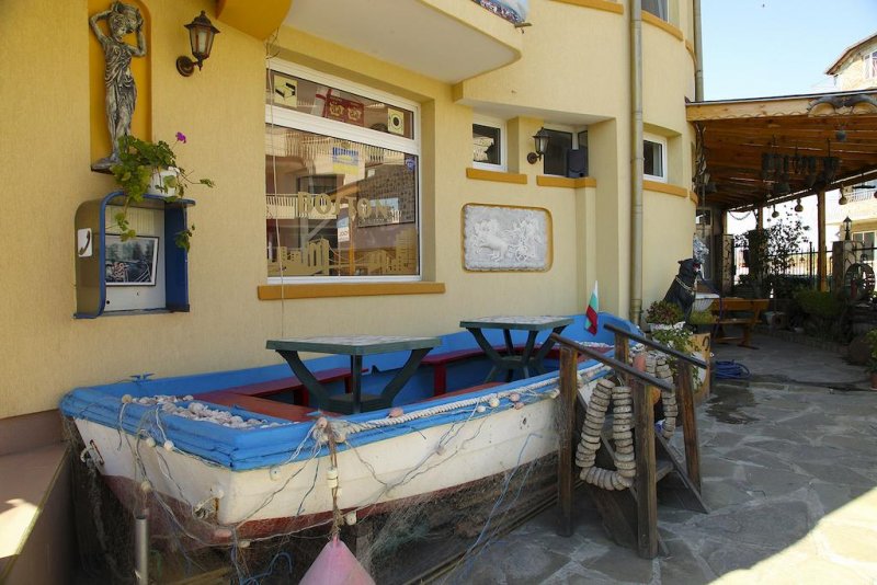 Къща за гости Бостън - Снимка 10