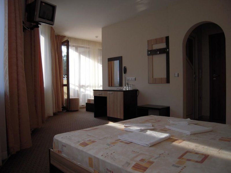 Семеен хотел Еос - Снимка 10