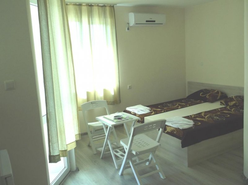 Къща за гости Камбурови - Снимка 8