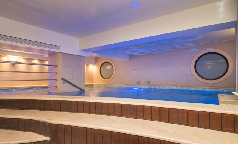 Cosmopolitan Hotel & Spa - Снимка 10