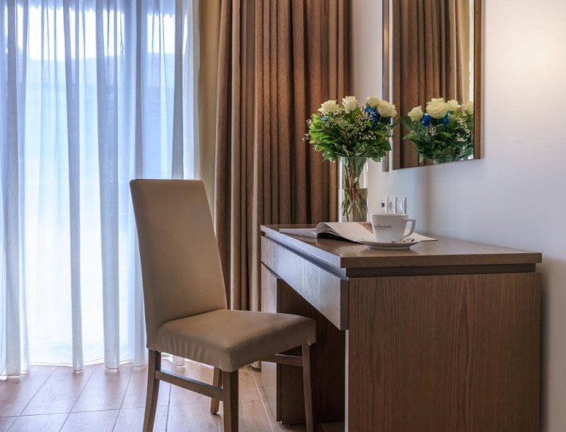 Cosmopolitan Hotel & Spa - Снимка 7