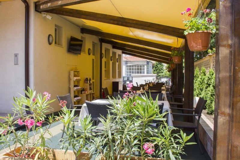 Вила Амброзия - Снимка 8