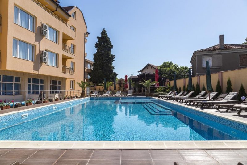 Вила Амброзия - Снимка 3