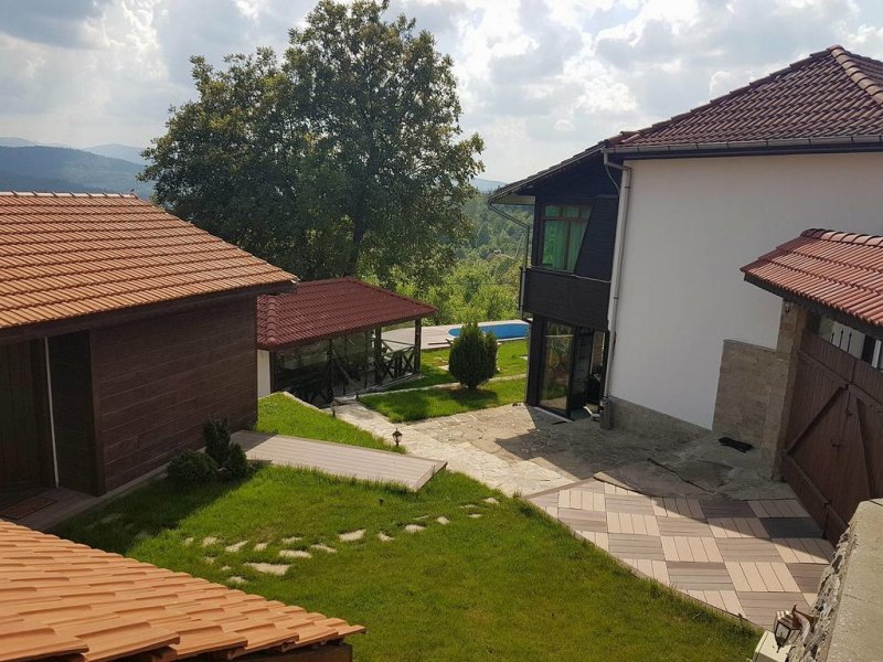 Къща за гости Вила Поликсениа Петиня - Снимка 8