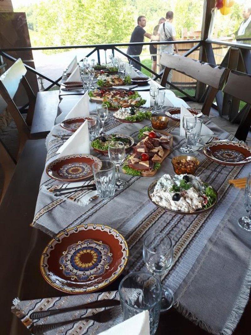  Къща за гости Вила Поликсениа Петиня - Снимка 1