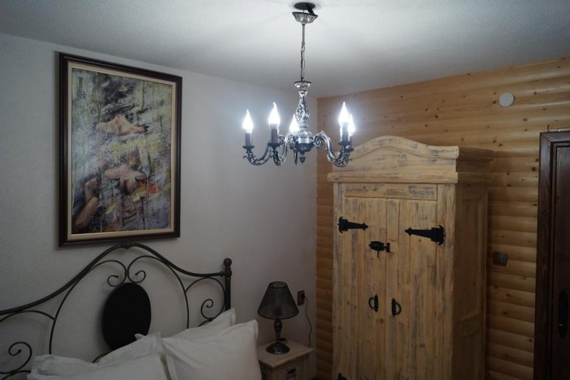  Къща за гости Вила Поликсениа Петиня - Снимка 3