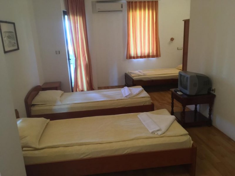 Къща за гости Катя - Снимка 10