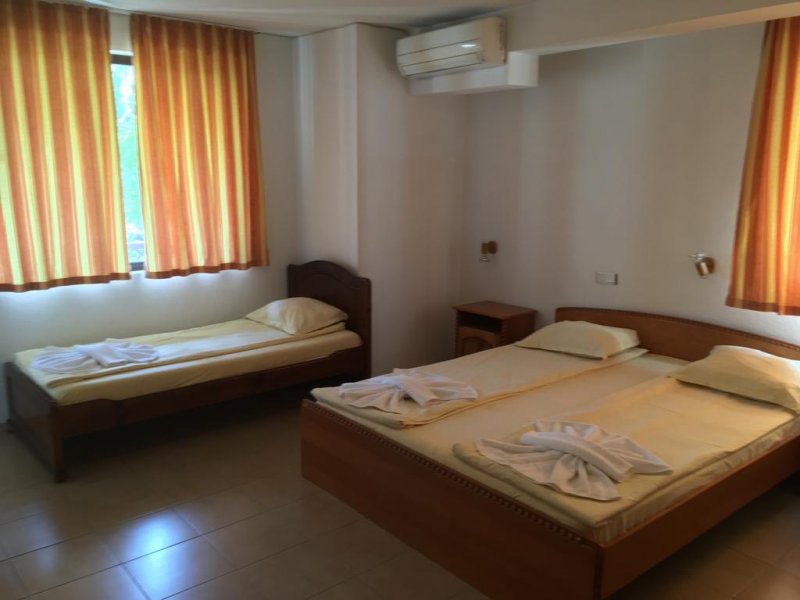 Къща за гости Катя - Снимка 9