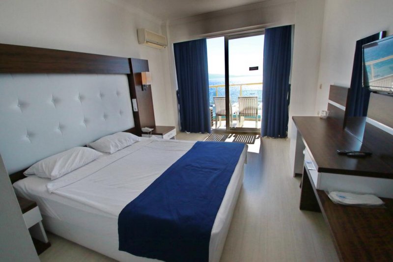 Arora Hotel - Снимка 11