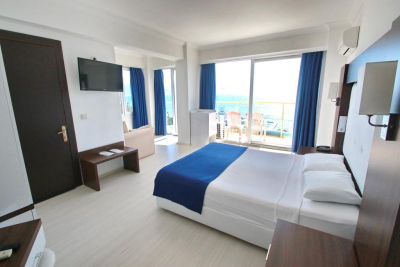 Arora Hotel - Снимка 9