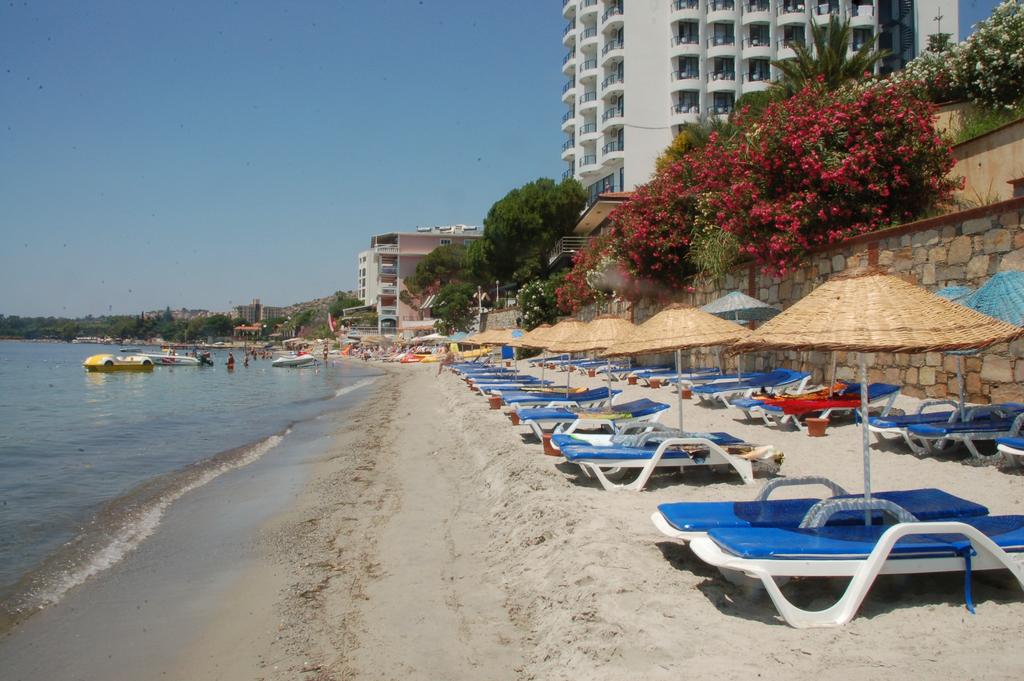 Цяло лято в Кушадасъ, на 40м. от плажа! 7 нощувки със закуски и вечери + басейн и частен плаж в хотел Arora - Снимка 32