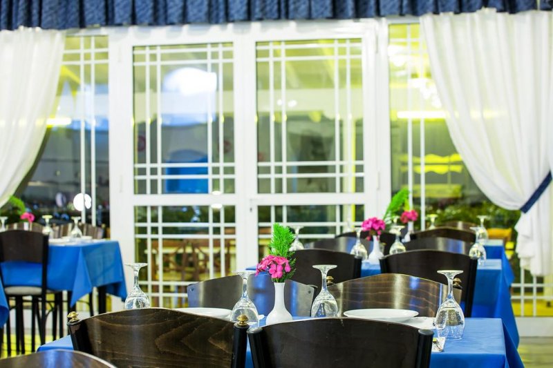 Port Marina - Снимка 7