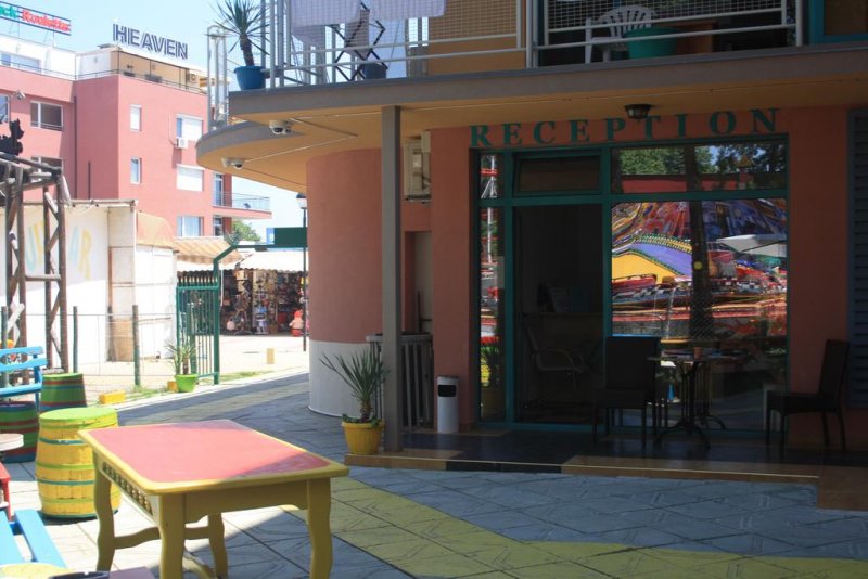 Хотел Ларго - Снимка 10