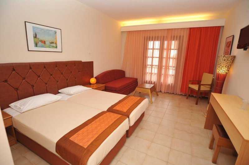  Possidi Paradise Hotel  - Снимка 2