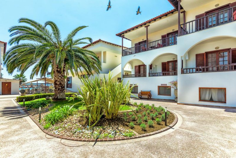  Possidi Paradise Hotel  - Снимка 7