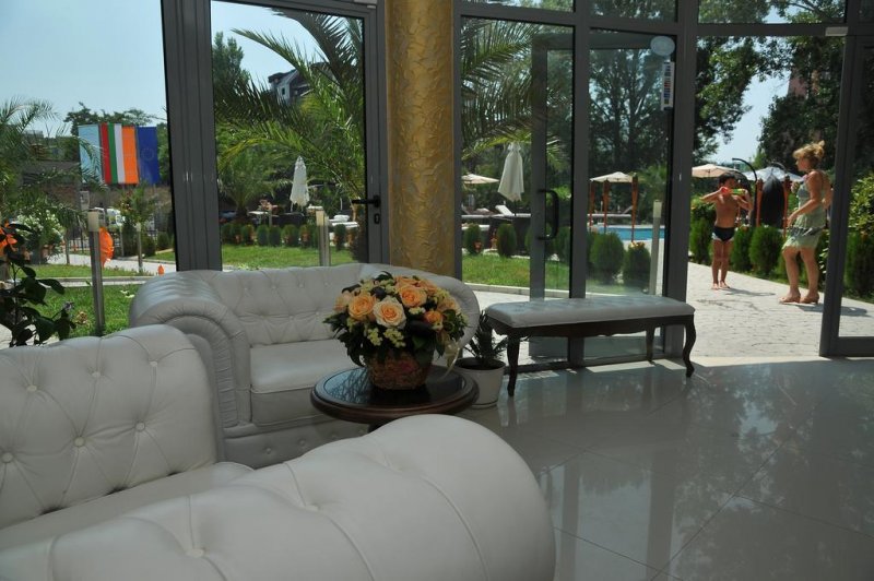 Апартхотел Мида - Снимка 3