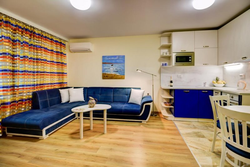 Комплекс Сий Гардън Апарт - Снимка 0