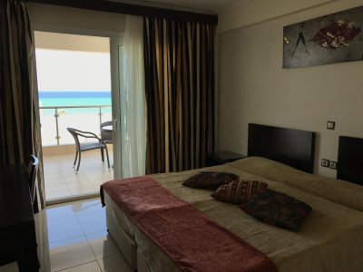 Hanioti GrandOtel Hotel - Снимка 1