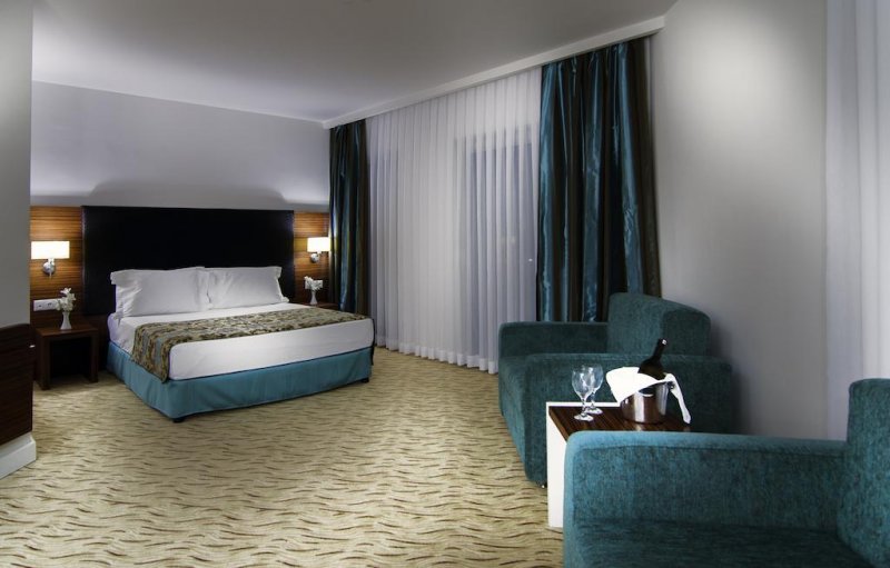 Palm Wings Kusadasi Beach Resort & Spa - Снимка 8